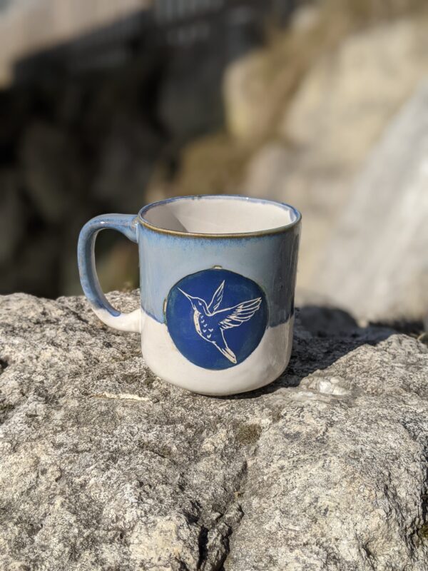 Kubek z kolibrem wysoki