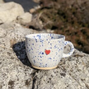 Filiżanka biało-niebieskie stracciatella cuore rosso