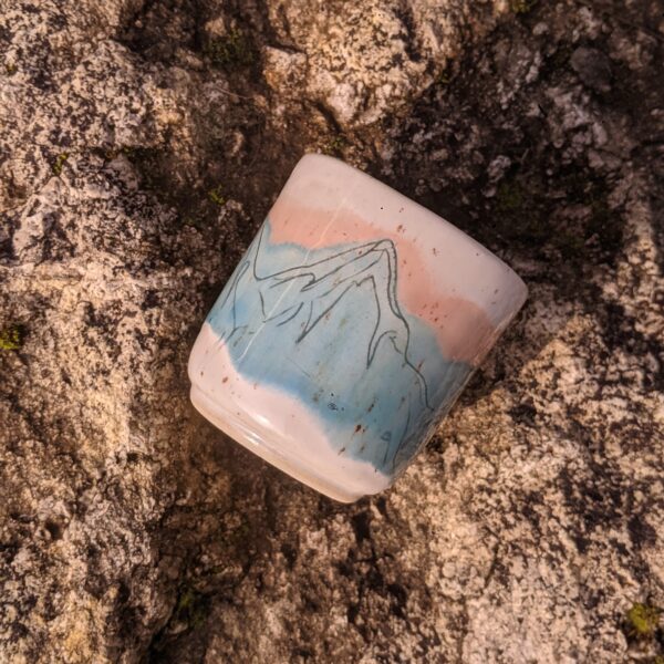 Czarka Misty Mountains pink blue